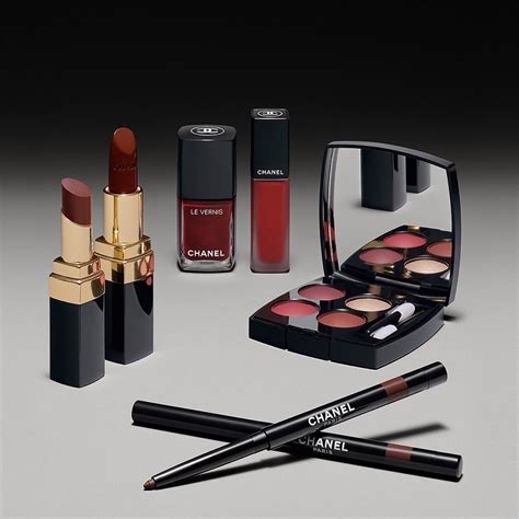 chanel coffret maquillage|maquillage chanel 2020.